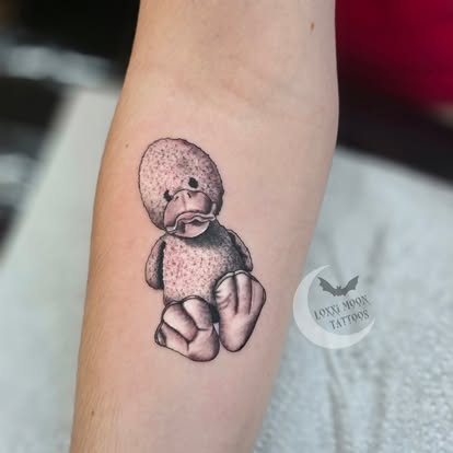 Fine line duck